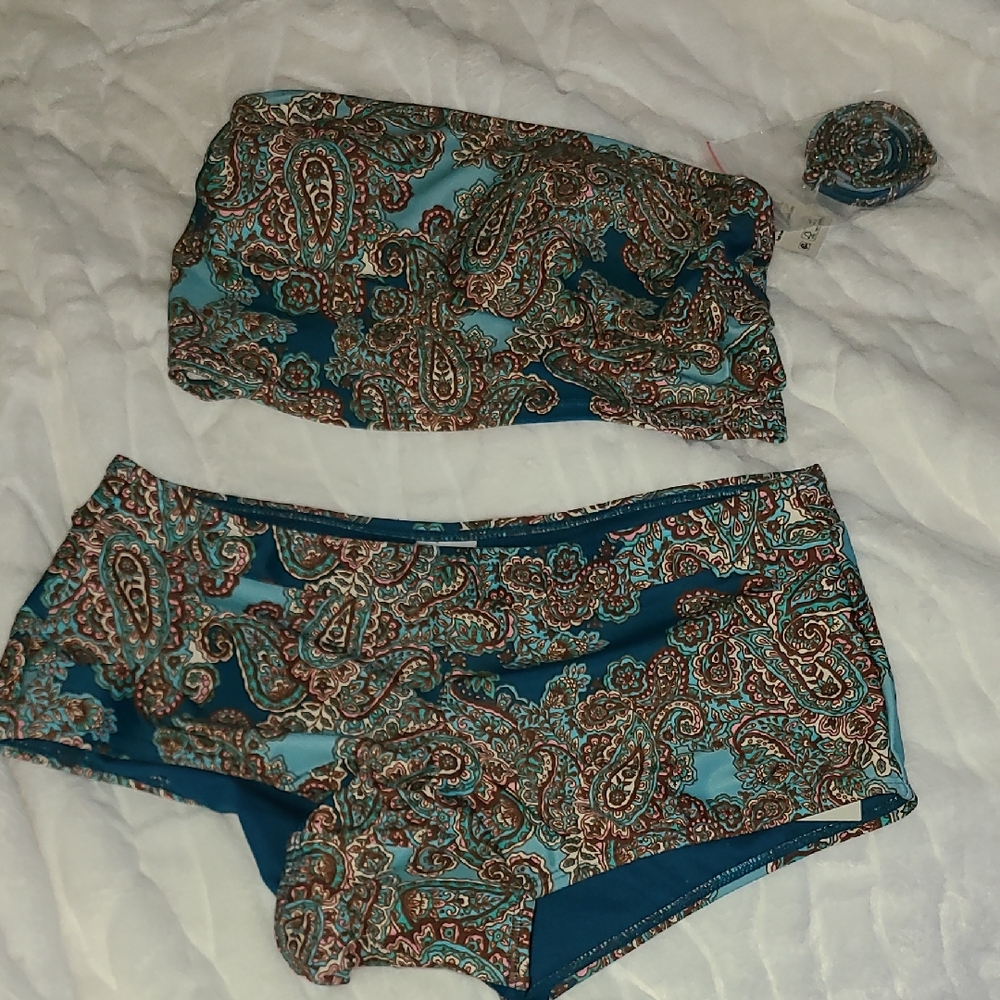 No Boundaries Teal and Brown Paisley Swim Set